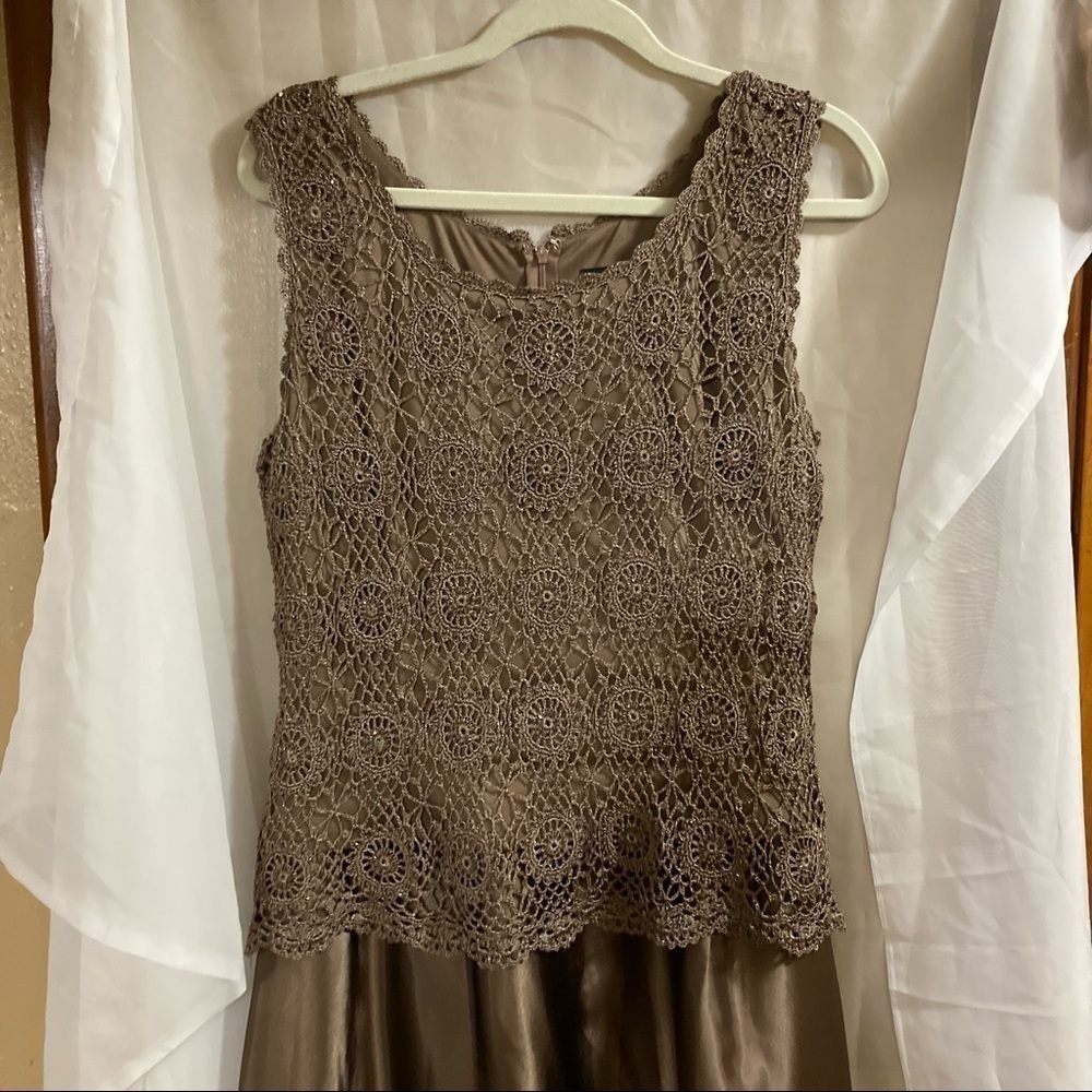 Cachet formal dress crochet